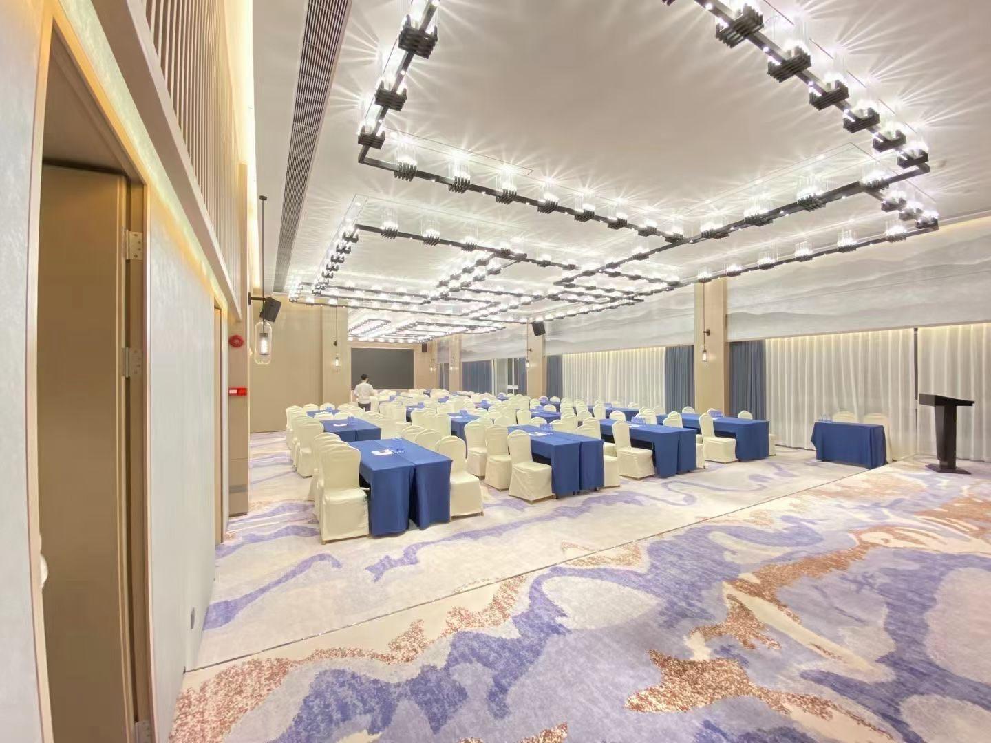 北京四星级酒店最大容纳300人的会议场地|国际厅的价格与联系方式